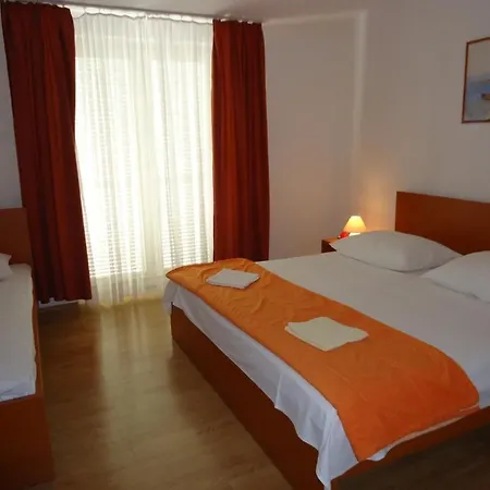 Apartment Apartment In Vodice With Sea View, Balcony, Air Conditioning, W-Lan 3671-4 *